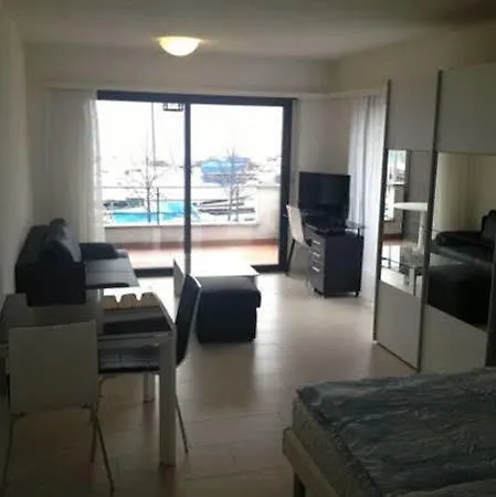 Al Hotell